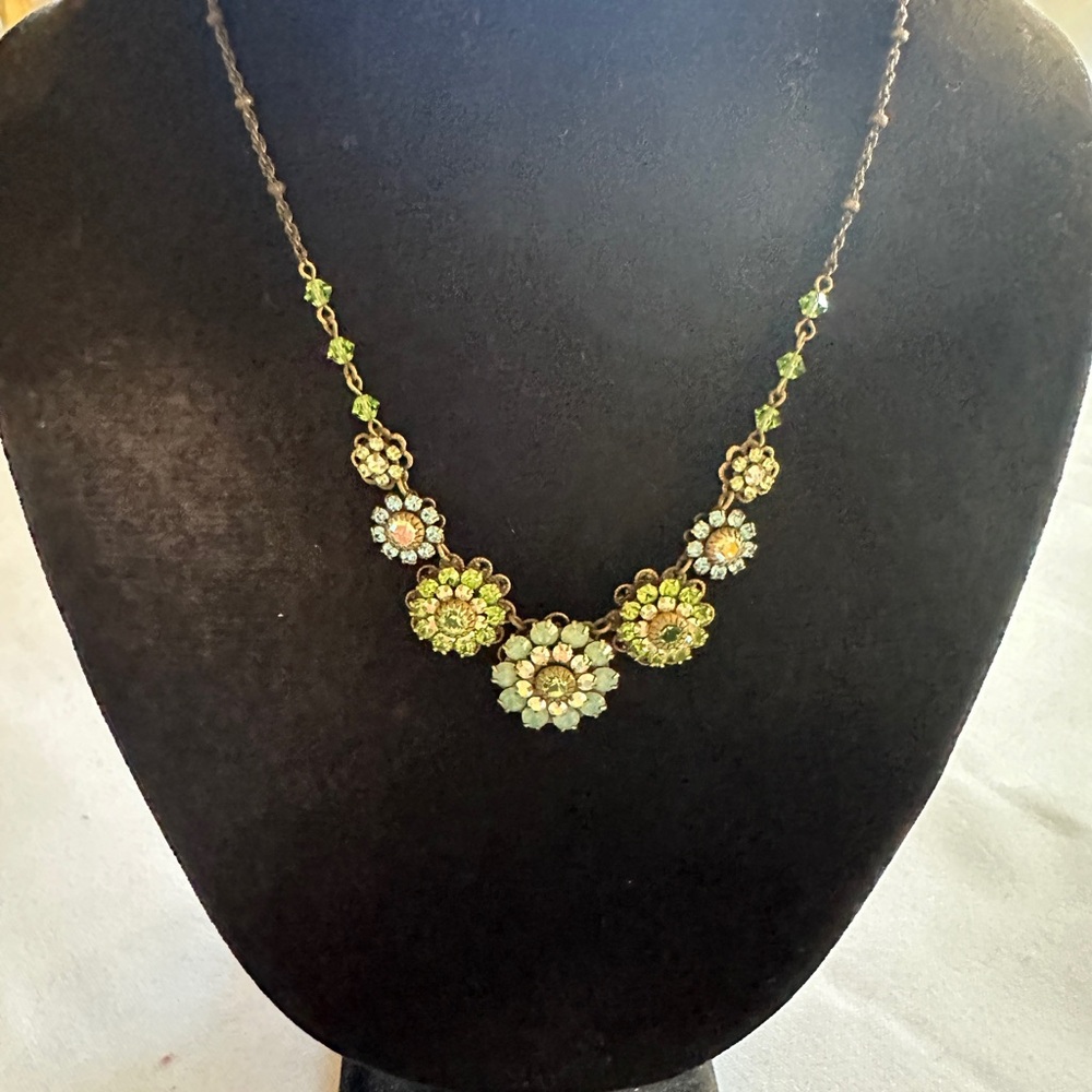 Vintage LIZ PALACIOUS Crystal  Necklace